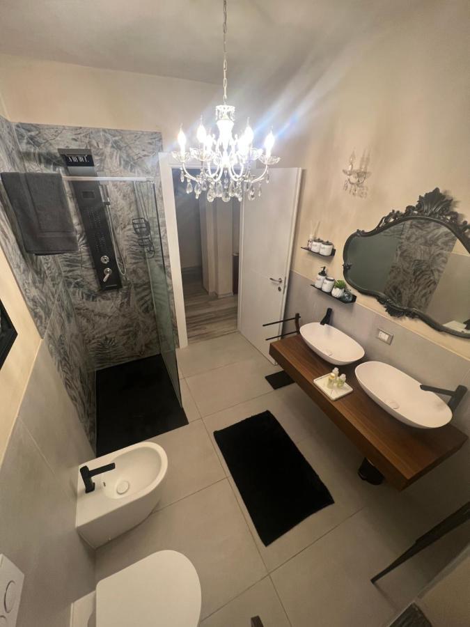 Casa Vacanza Ginevra Genoa Bagian luar foto